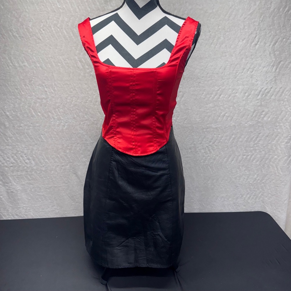 Nasty Gal Collection Red Satin Corset Top Square Neck Sleeveless Size 2